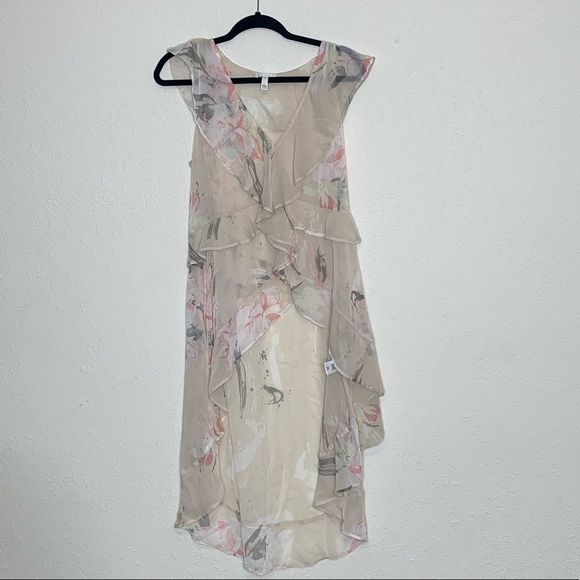 *MUST GO MAKE OFFER* Leith sheer floral ruffle high low top size small - Picture 4 of 6